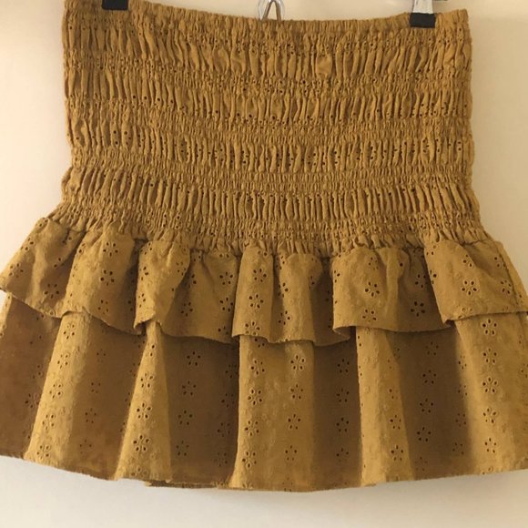 SO Smock Layer Ruffle Tube Top Size L - Picture 3 of 9